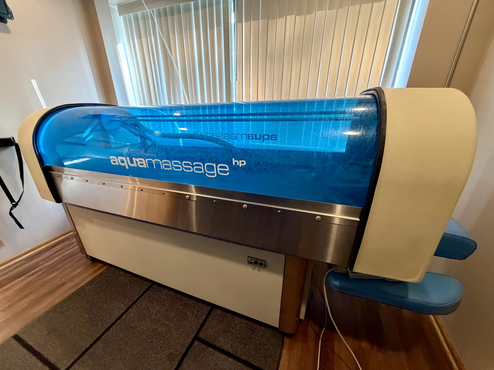 What is Aqua Massage? Water Massage Benefits and What Your First Session Feels Like